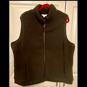Time and Tru Sherpa Vest